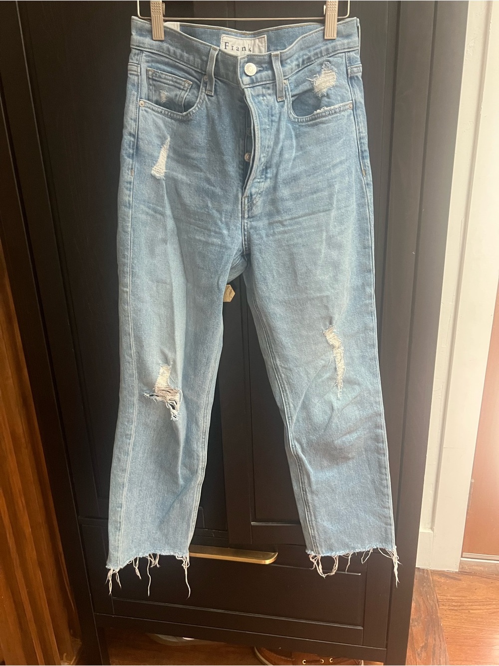 Frank and Eileen Monaghan Blue Distressed Women’s Jeans size 26
